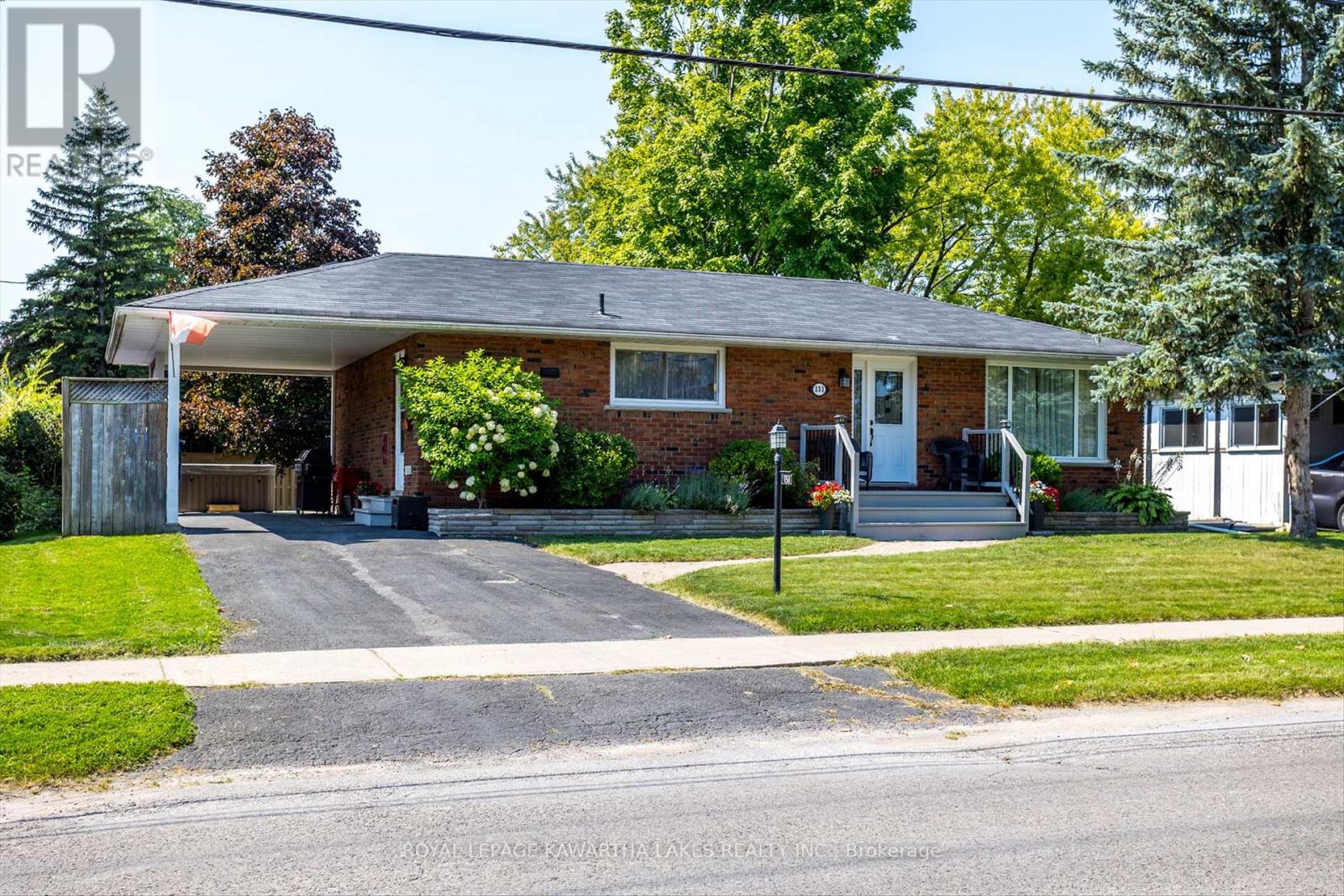 151 Adelaide Street N, Kawartha Lakes (Lindsay), Ontario  K9V 4M4 - Photo 1 - X9300547