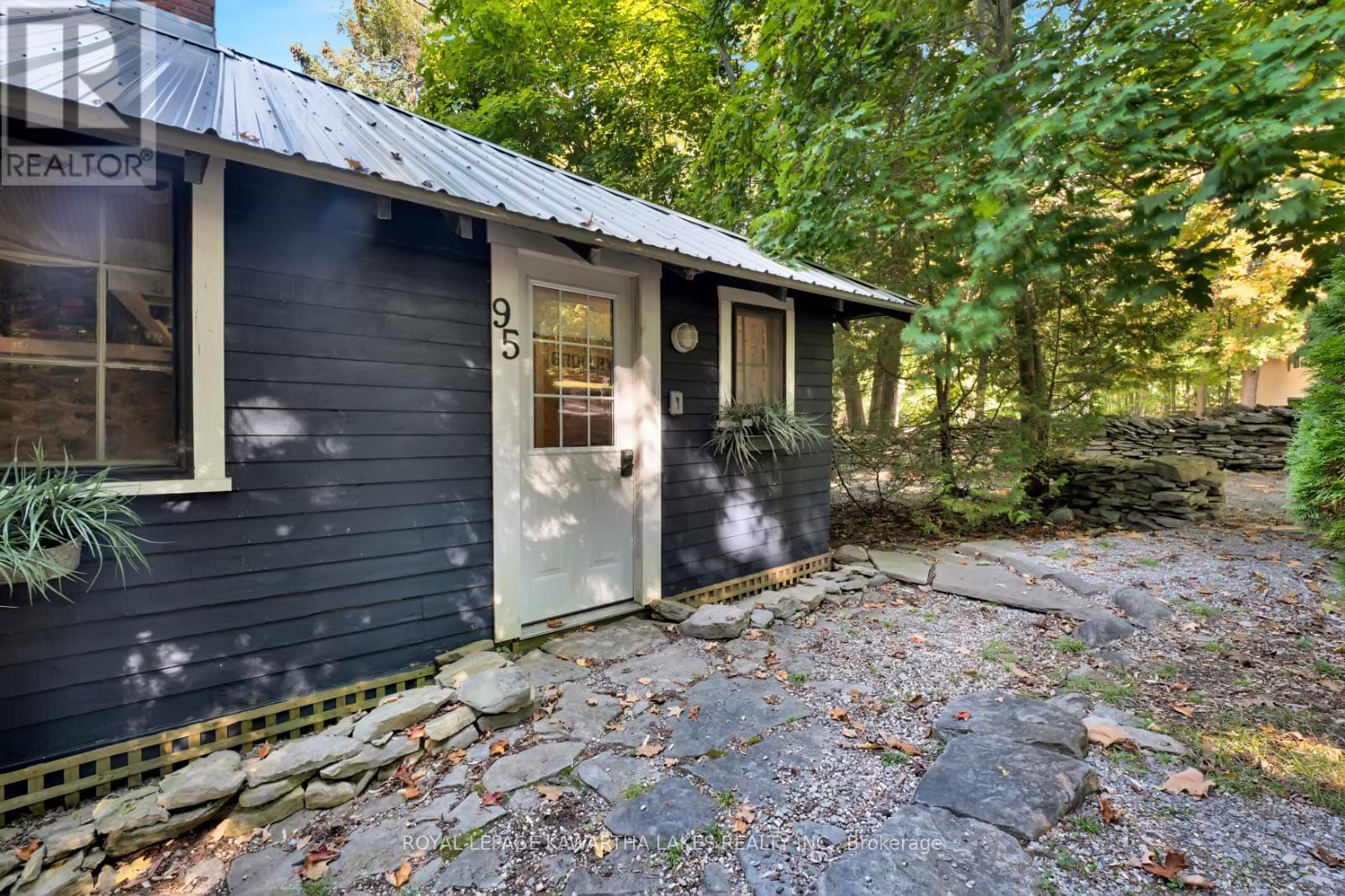 95 Grove Road, Kawartha Lakes, Ontario  K0M 1N0 - Photo 3 - X9387361