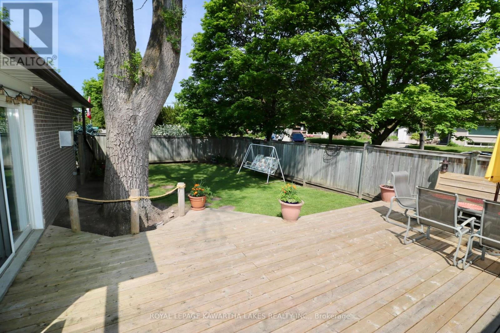 403 Alper Street, Richmond Hill, Ontario  L4C 2Z5 - Photo 4 - N10415377