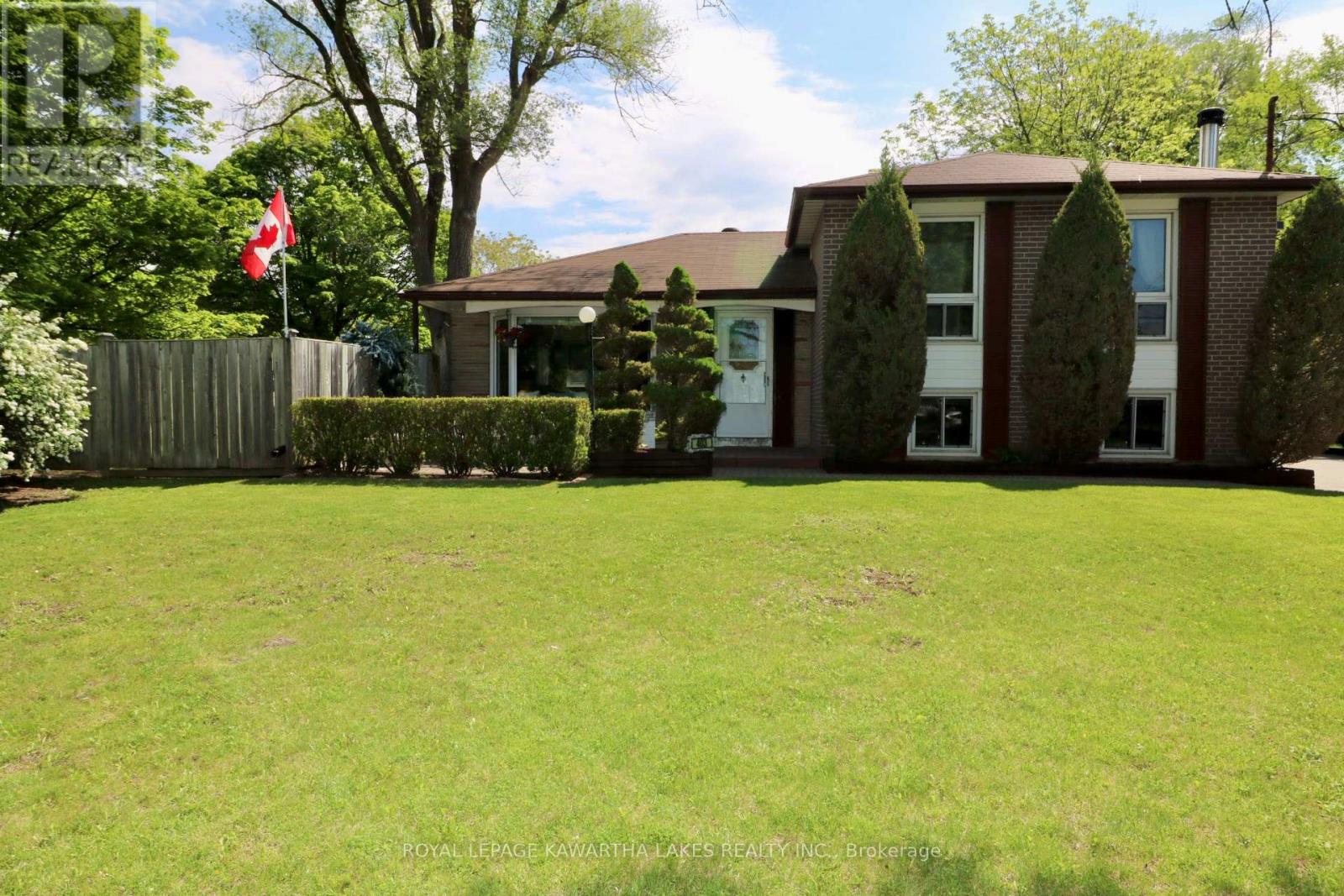 403 Alper Street, Richmond Hill, Ontario  L4C 2Z5 - Photo 28 - N11922391