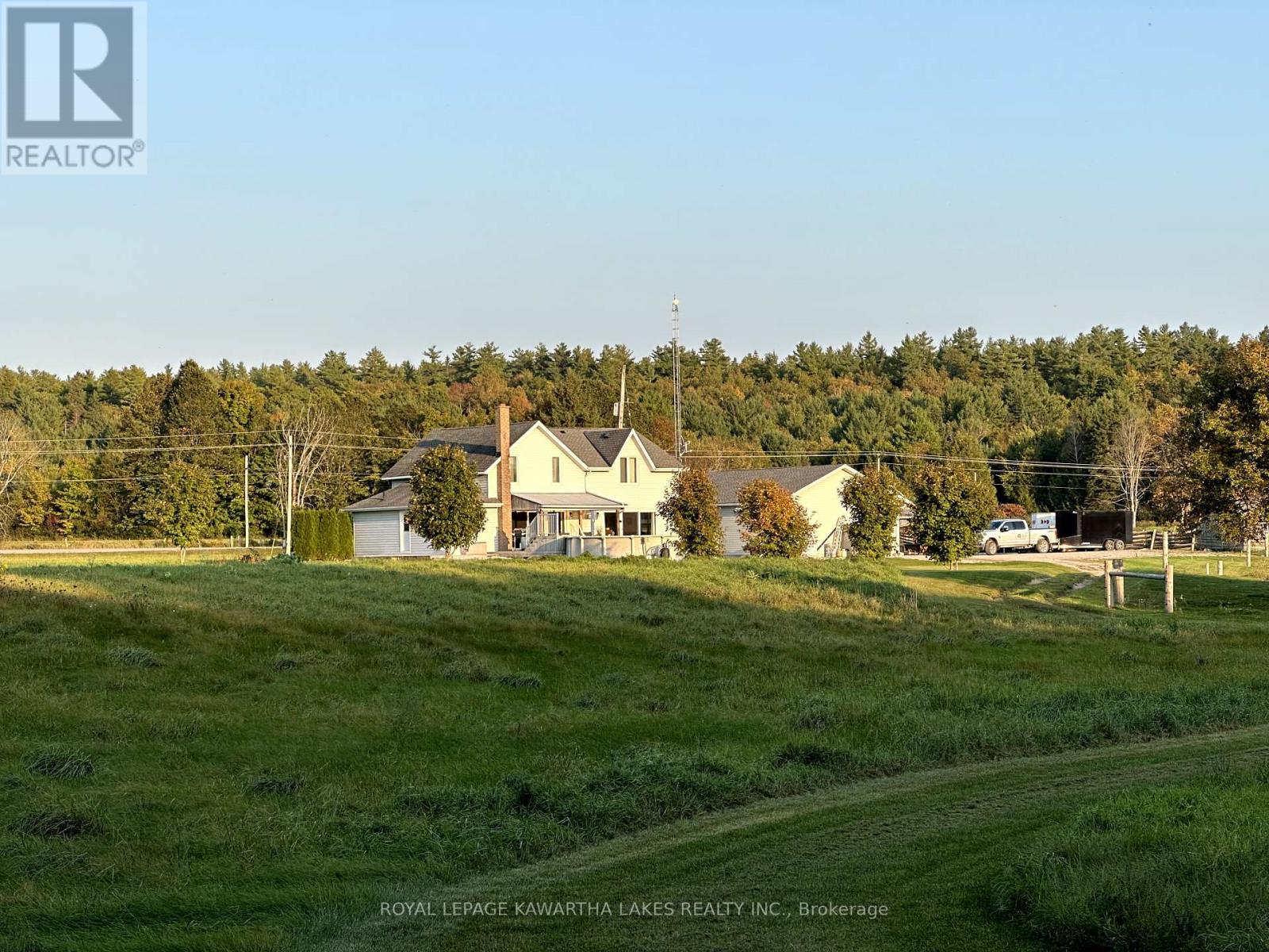 2433 Cty Road 121 Road, Kawartha Lakes, Ontario  K0M 1C0 - Photo 3 - X11976093