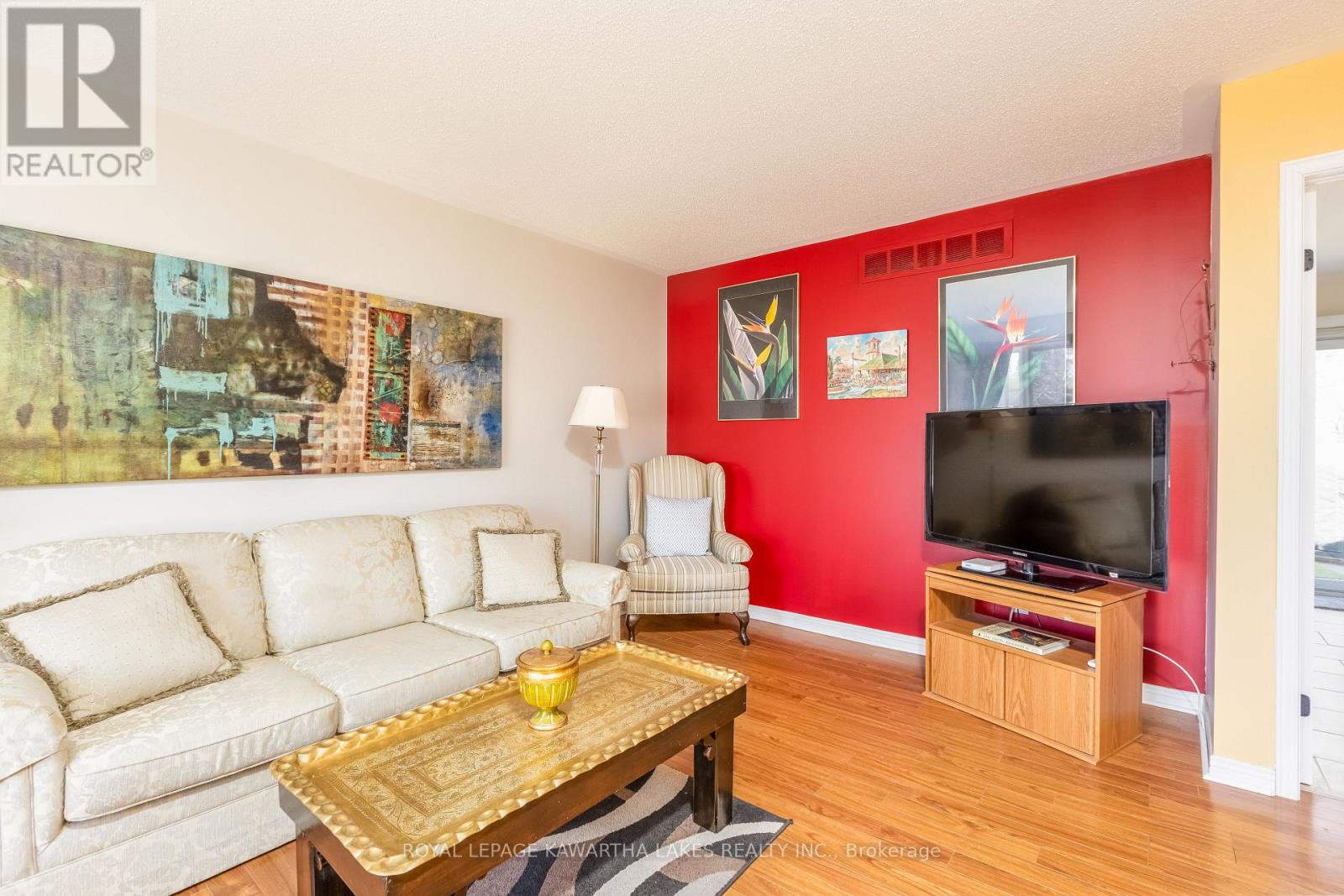 11 O'connell Court, Kawartha Lakes, Ontario  K9V 5Y1 - Photo 7 - X12094702