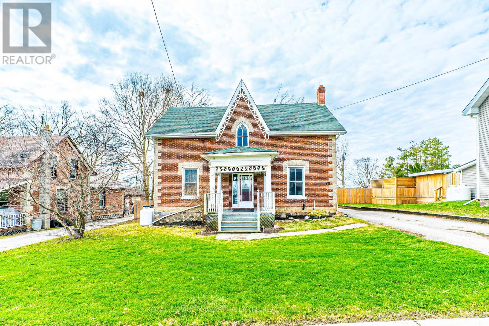 79 King Street, Kawartha Lakes, Ontario  K0M 2T0 - Photo 1 - X12110309