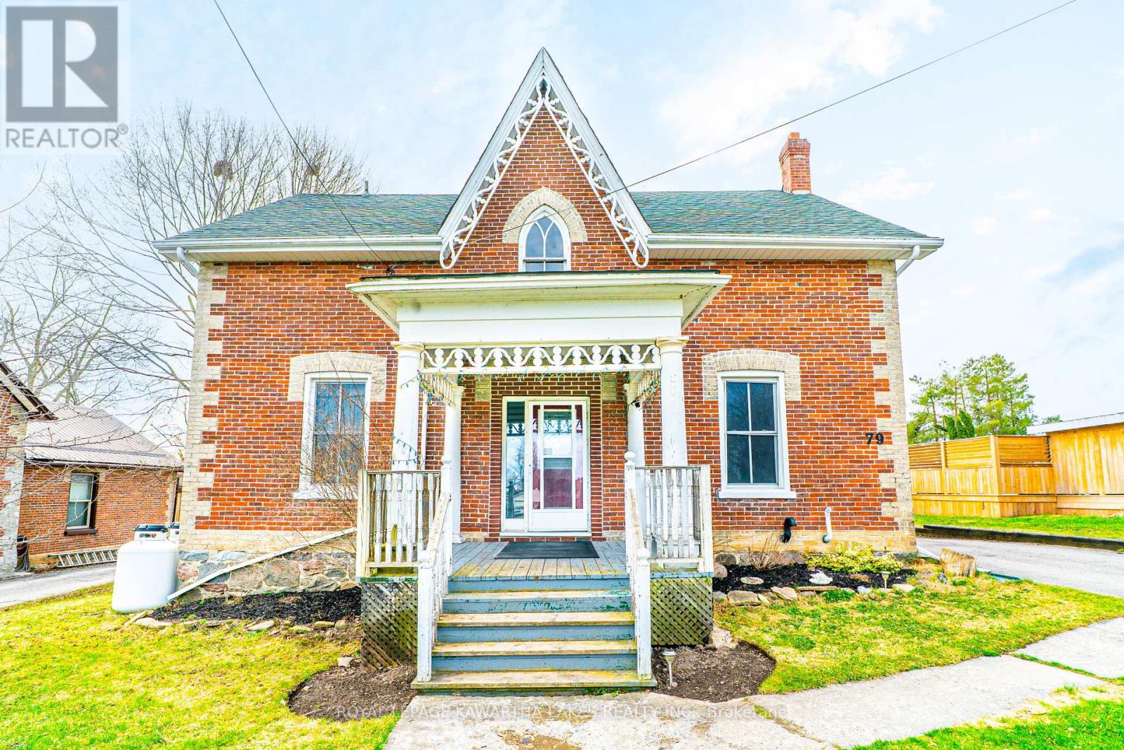 79 King Street, Kawartha Lakes, Ontario  K0M 2T0 - Photo 3 - X12110309