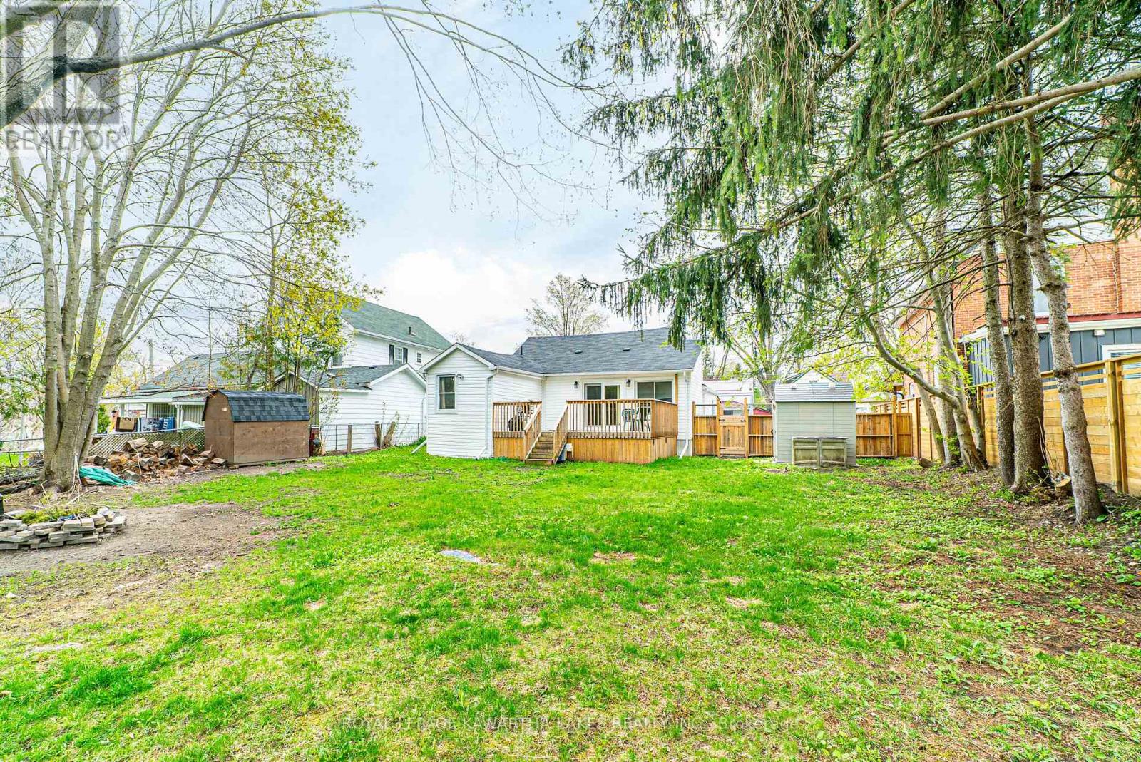 68 Ridout Street, Kawartha Lakes, Ontario  K9V 2B8 - Photo 25 - X12137233