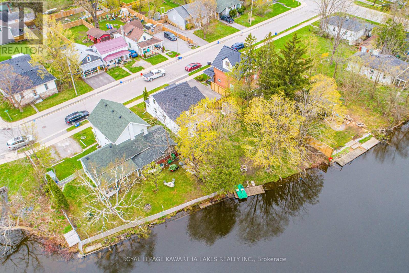 68 Ridout Street, Kawartha Lakes, Ontario  K9V 2B8 - Photo 32 - X12137233