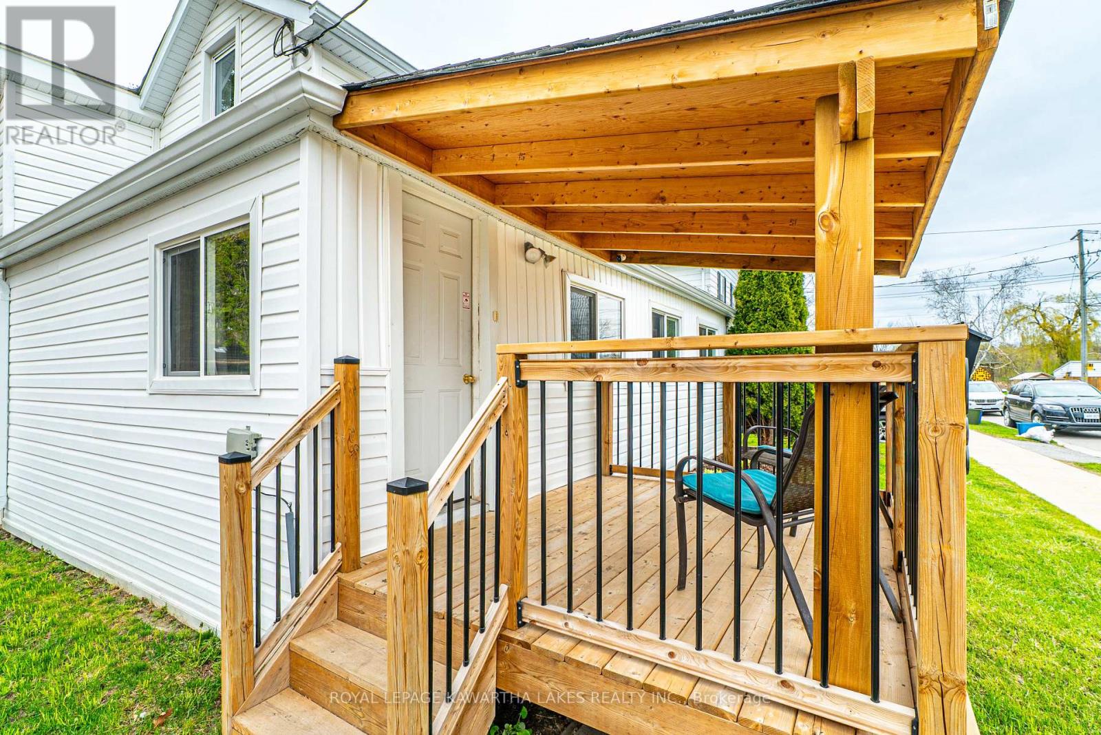 68 Ridout Street, Kawartha Lakes, Ontario  K9V 2B8 - Photo 8 - X12137233