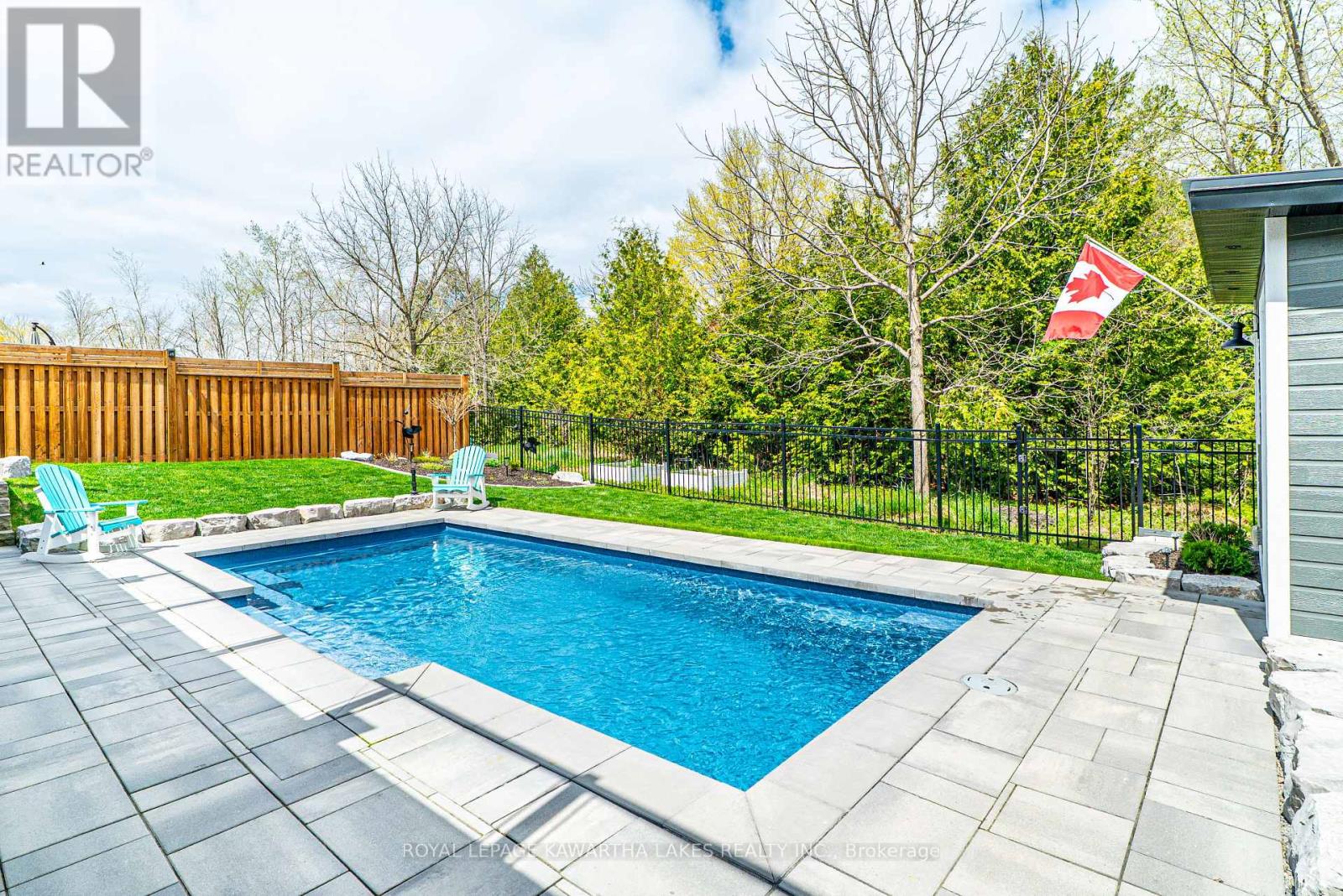 24 Alcorn Drive, Kawartha Lakes, Ontario  K9V 0N1 - Photo 45 - X12137614