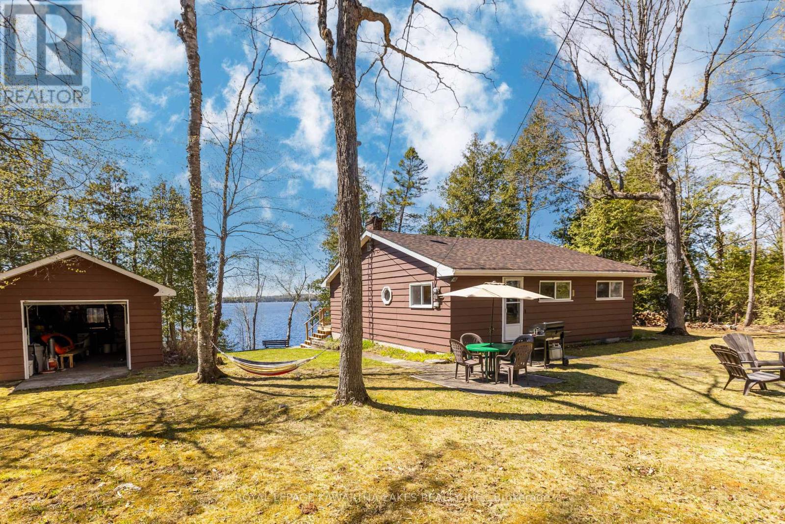 194 Rustic Trail, Kawartha Lakes, Ontario  K0M 1C0 - Photo 10 - X12140613