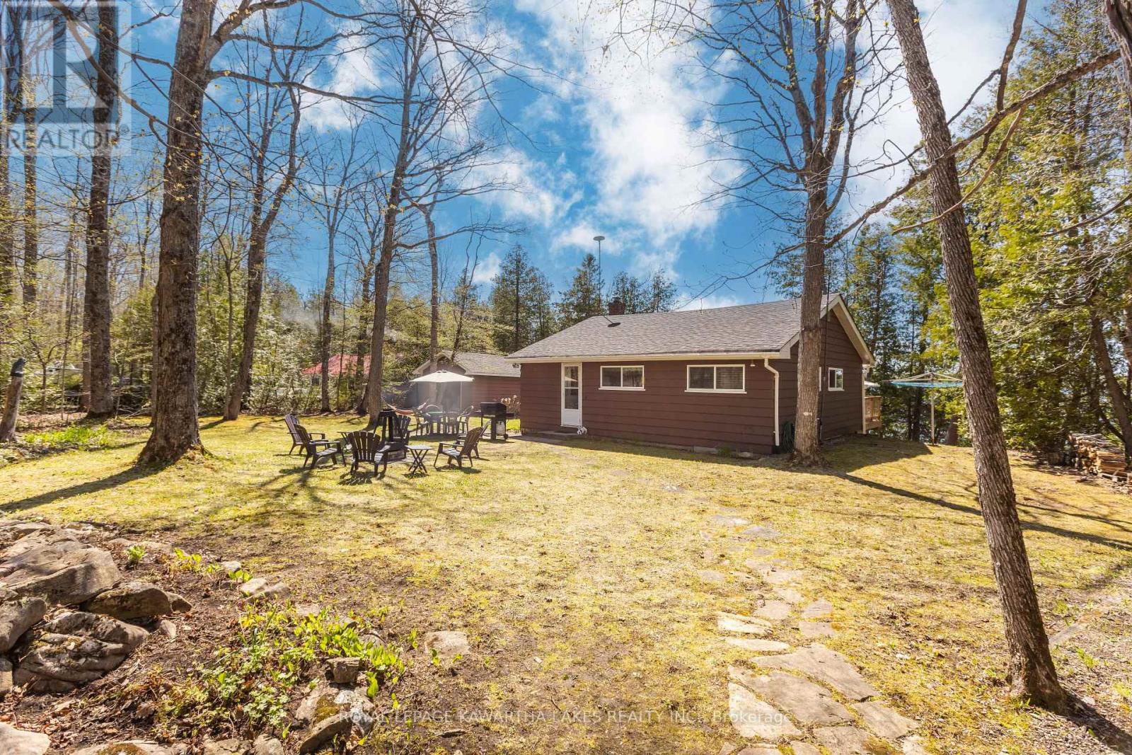 194 Rustic Trail, Kawartha Lakes, Ontario  K0M 1C0 - Photo 37 - X12140613