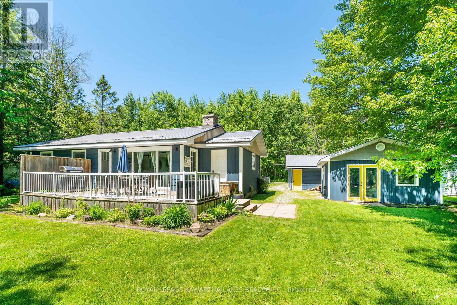 117 Lenwil Road, Kawartha Lakes, Ontario  K0M 1N0 - Photo 1 - X12143567