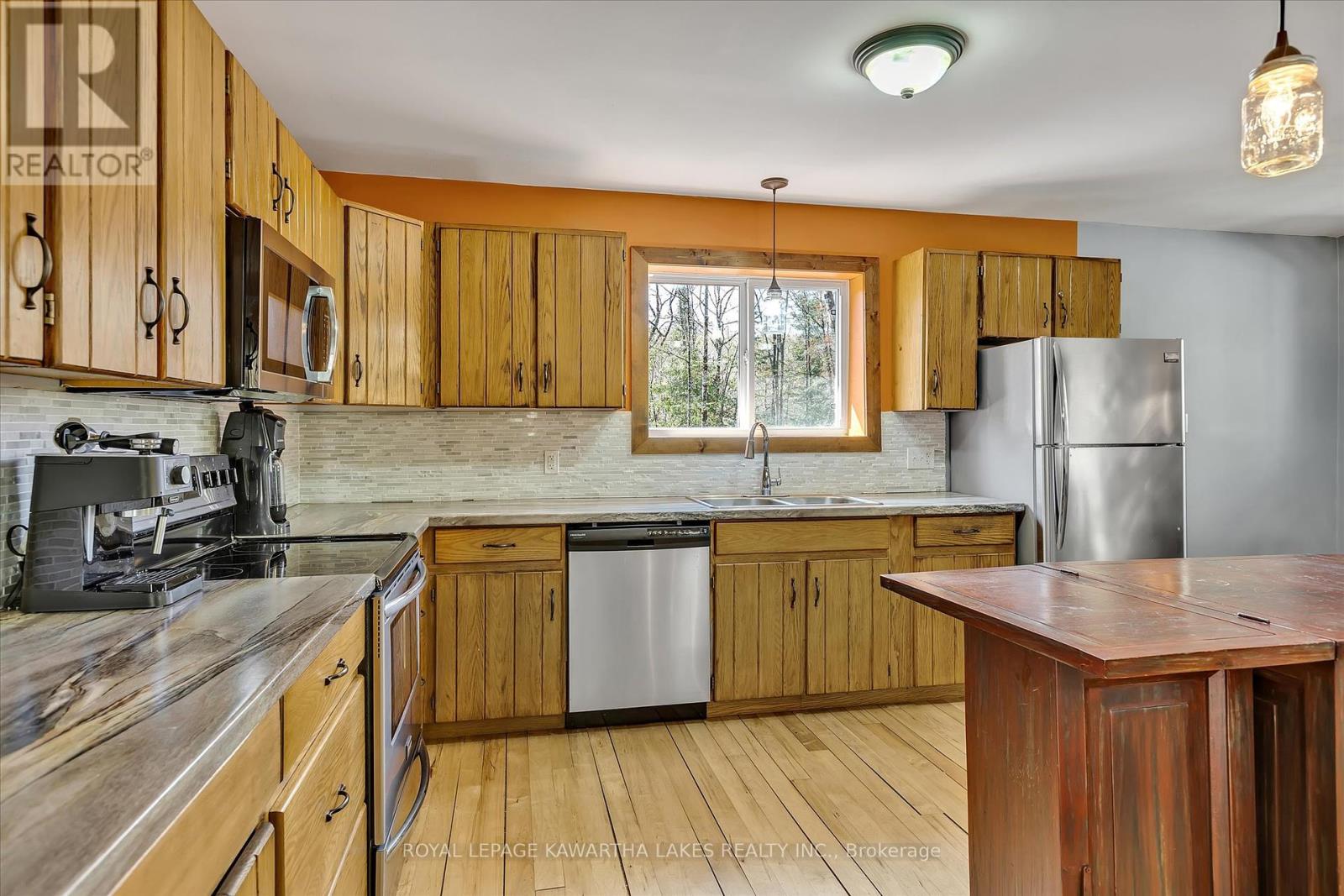 166 Jeffrey Lake Road, Faraday, Ontario  K0L 1C0 - Photo 12 - X12144731