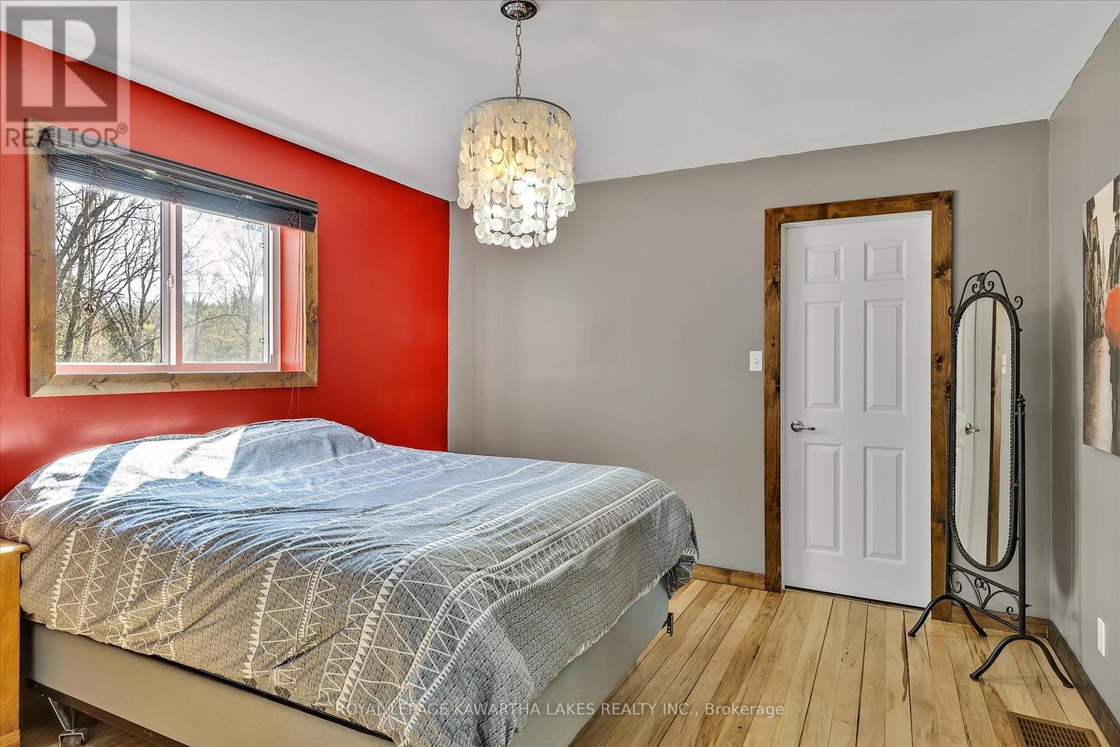 166 Jeffrey Lake Road, Faraday, Ontario  K0L 1C0 - Photo 15 - X12144731