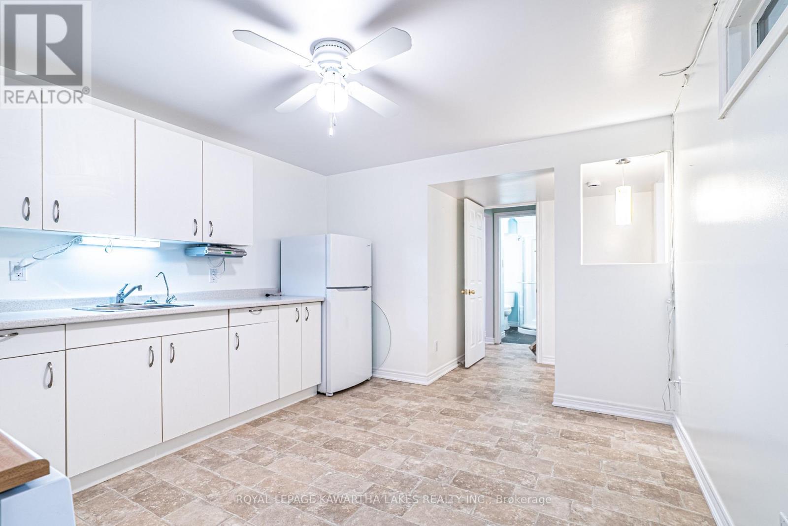 83 Lori Boulevard, Kawartha Lakes, Ontario  K9V 6V7 - Photo 30 - X12147974