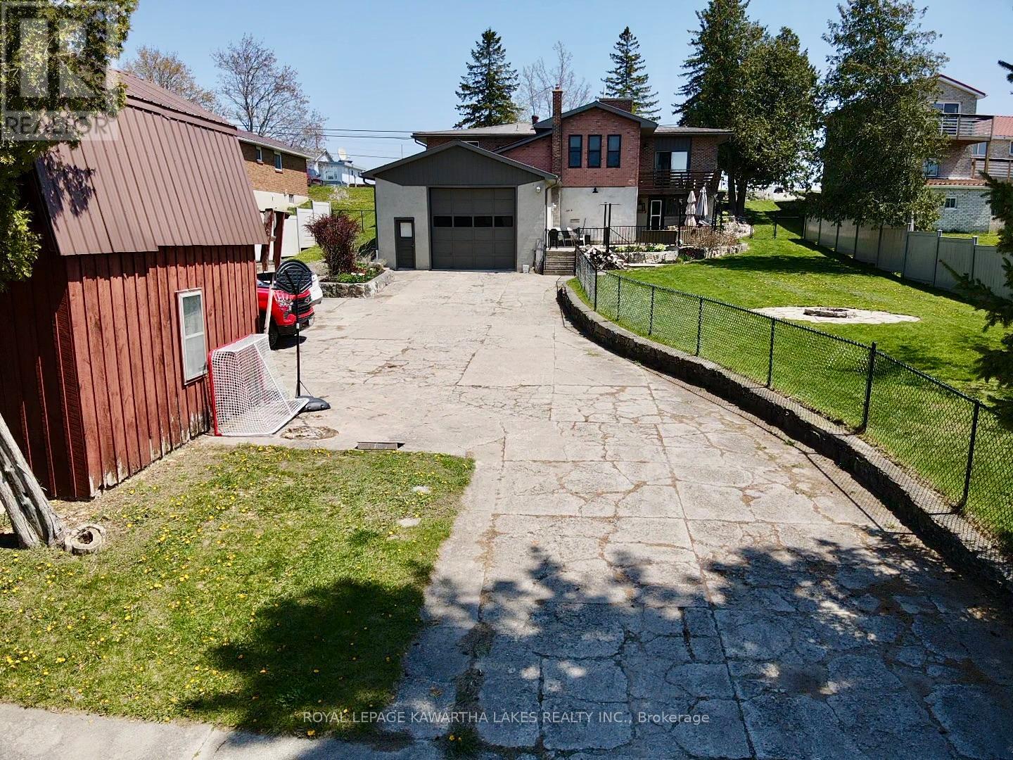 674 Osborne Street, Brock, Ontario  L0K 1A0 - Photo 45 - N12151966