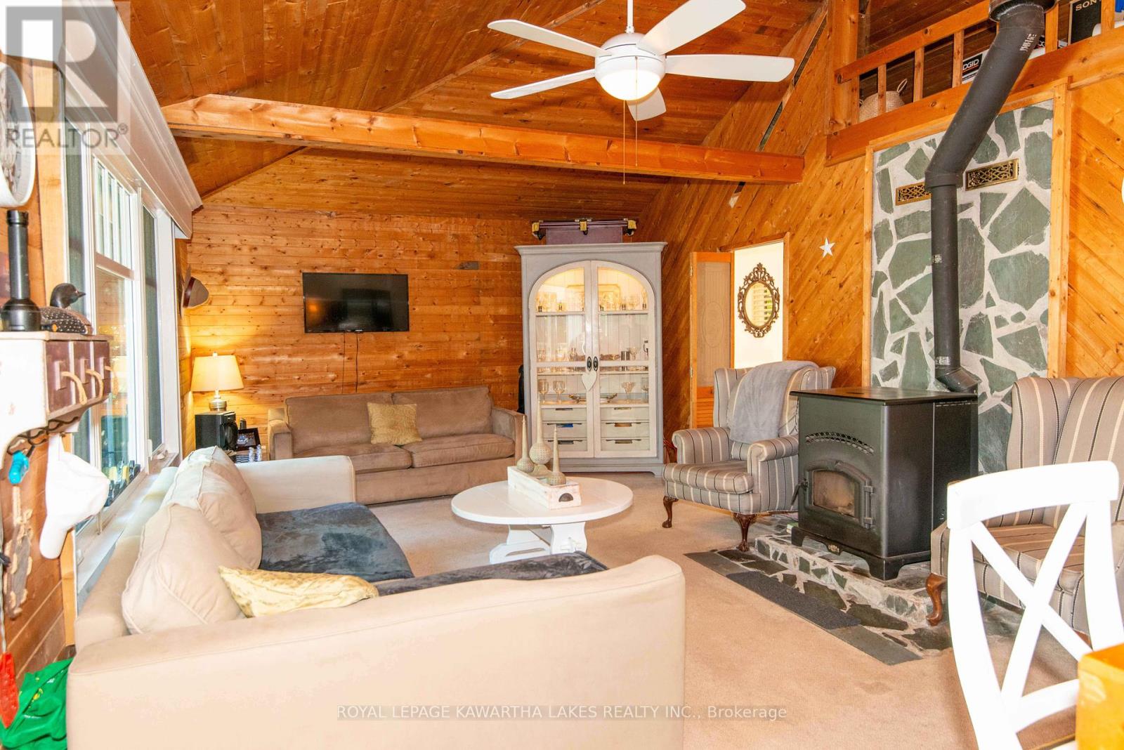 34 Deweys Island, Kawartha Lakes, Ontario  K0M 1N0 - Photo 11 - X12152364