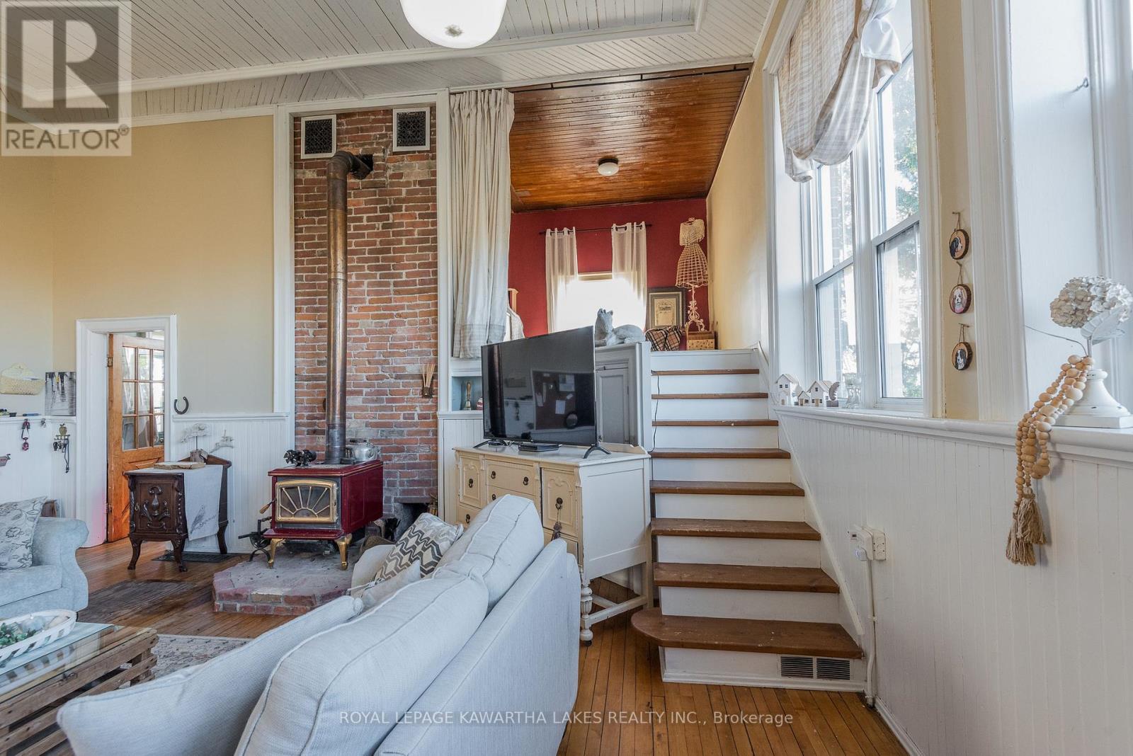 178 Grasshill Road, Kawartha Lakes, Ontario  K0M 2T0 - Photo 13 - X12154957