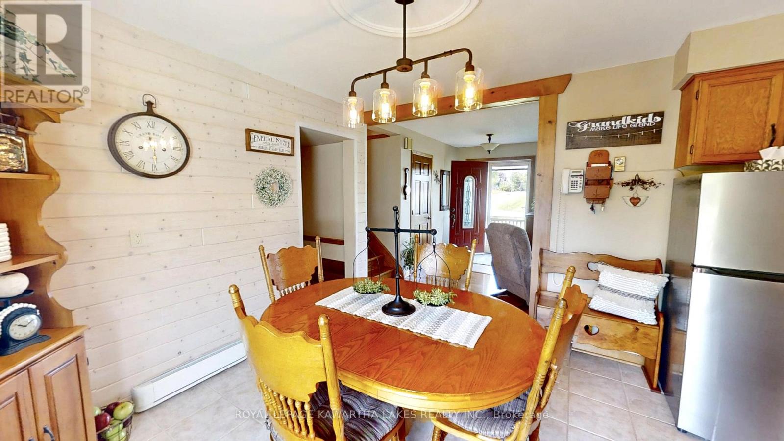 30 Grant Drive, Kawartha Lakes, Ontario  K0M 2M0 - Photo 10 - X12181756