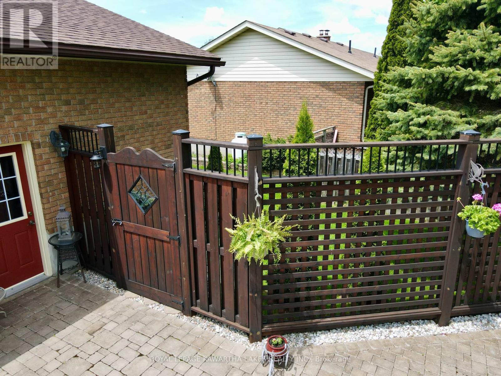 30 Grant Drive, Kawartha Lakes, Ontario  K0M 2M0 - Photo 47 - X12181756
