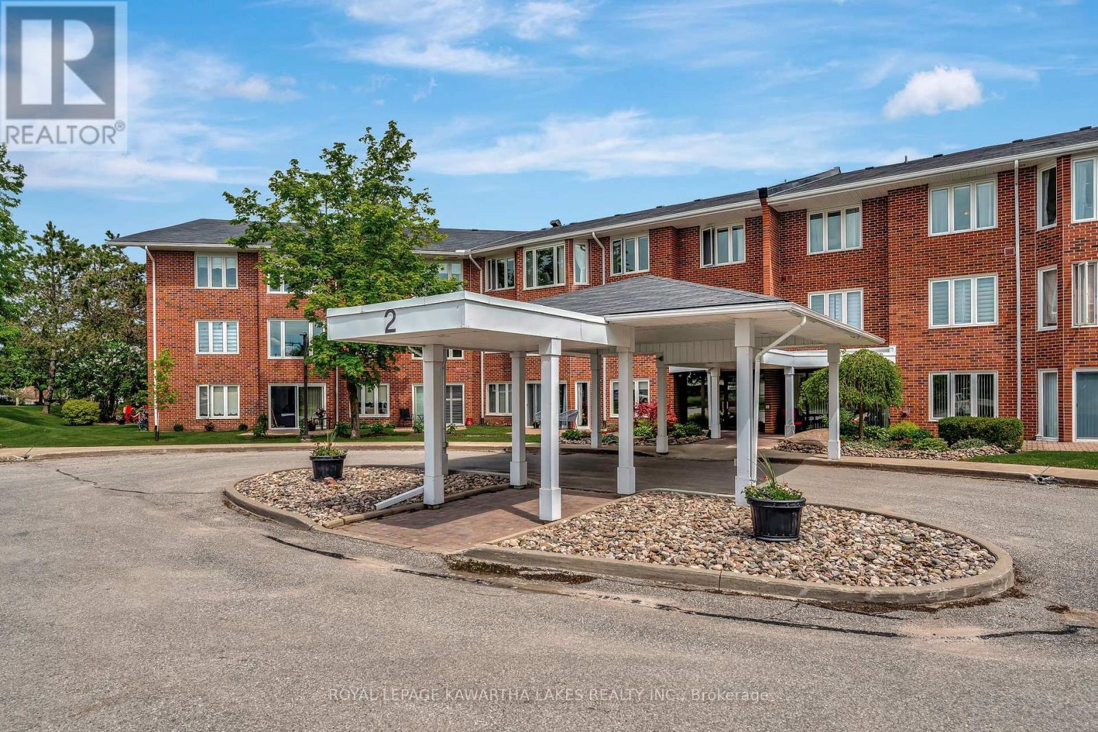 303 - 2 Heritage Way, Kawartha Lakes, Ontario  K9V 5P5 - Photo 6 - X12184565