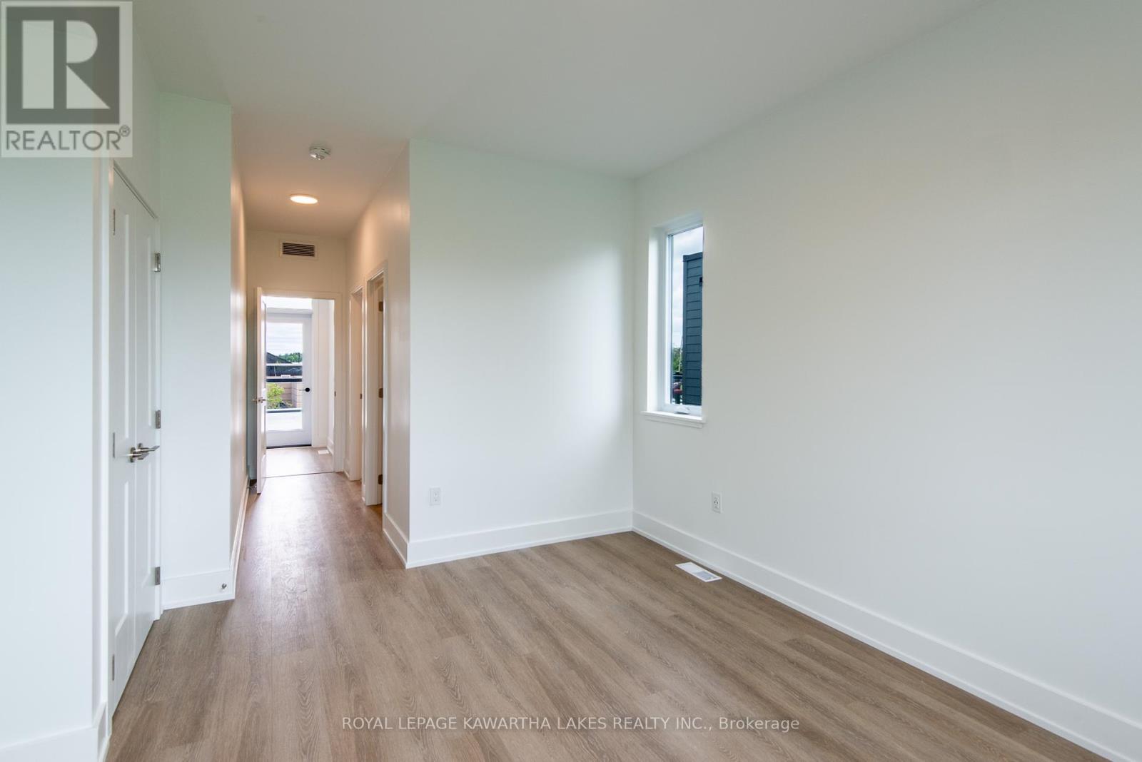 7 - 19 West Street N, Kawartha Lakes, Ontario  K0M 1N0 - Photo 11 - X12188125