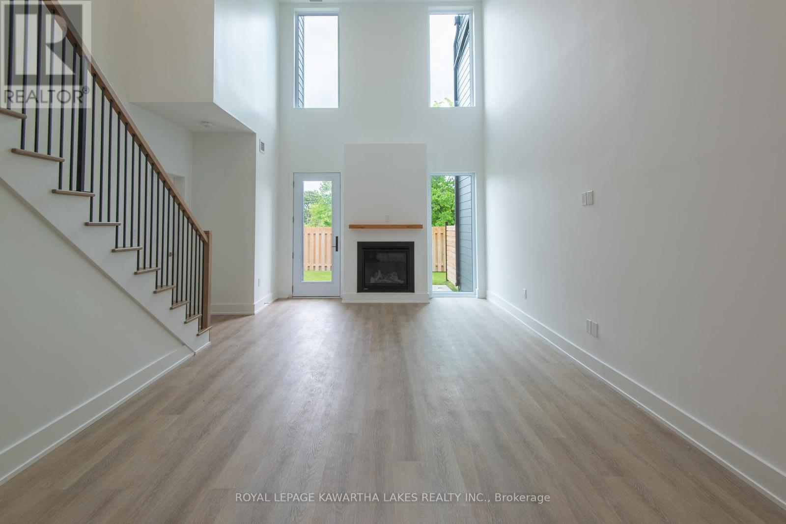 7 - 19 West Street N, Kawartha Lakes, Ontario  K0M 1N0 - Photo 5 - X12188125