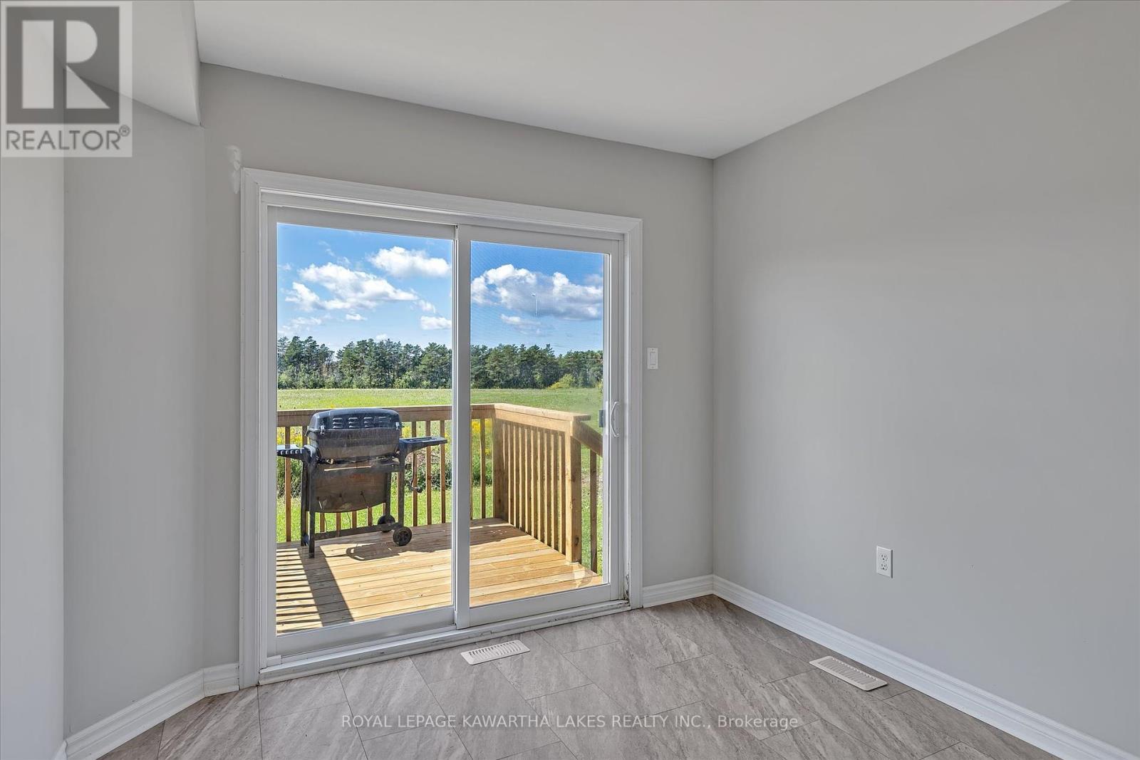 55 Truax Street, Kawartha Lakes, Ontario  K9V 0E3 - Photo 17 - X12189900