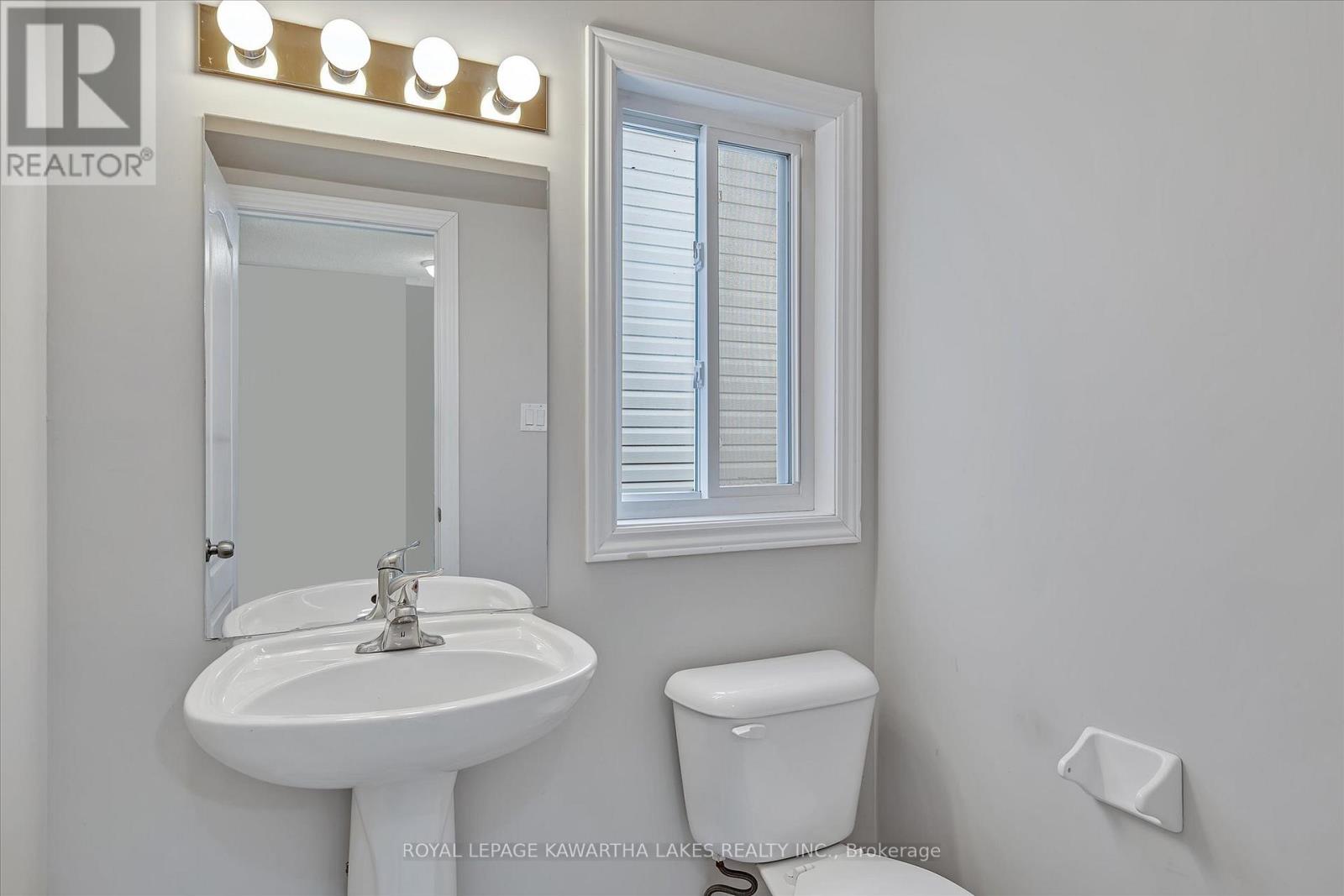 55 Truax Street, Kawartha Lakes, Ontario  K9V 0E3 - Photo 19 - X12189900