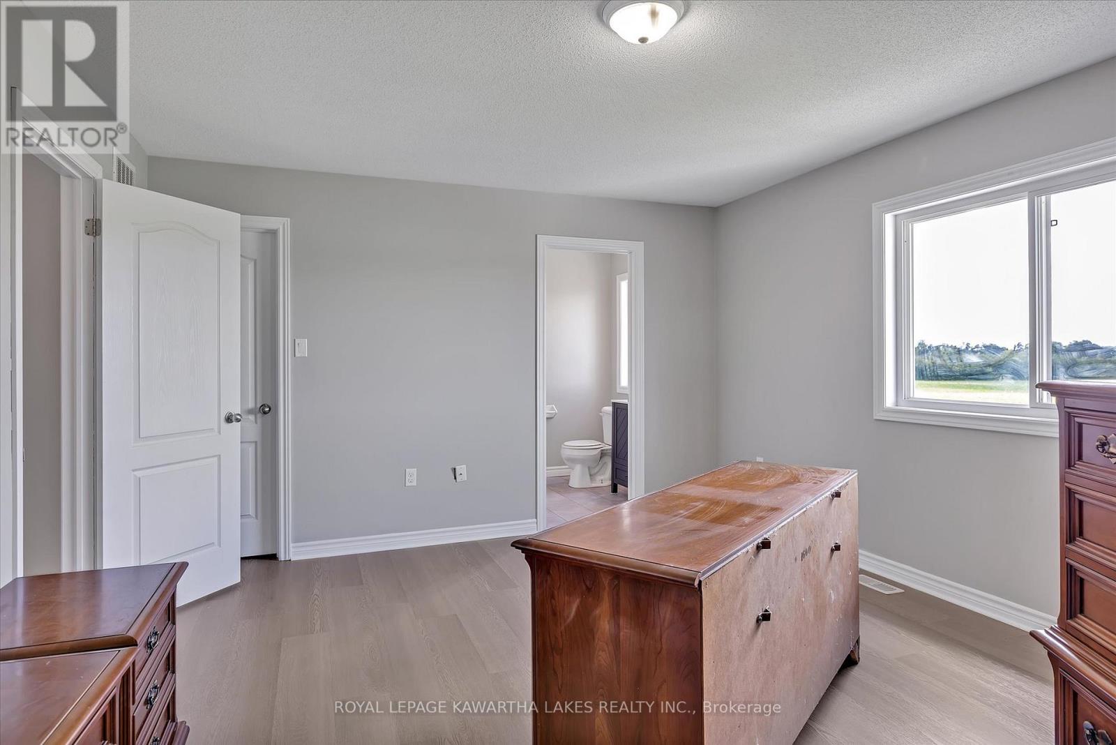 55 Truax Street, Kawartha Lakes, Ontario  K9V 0E3 - Photo 24 - X12189900