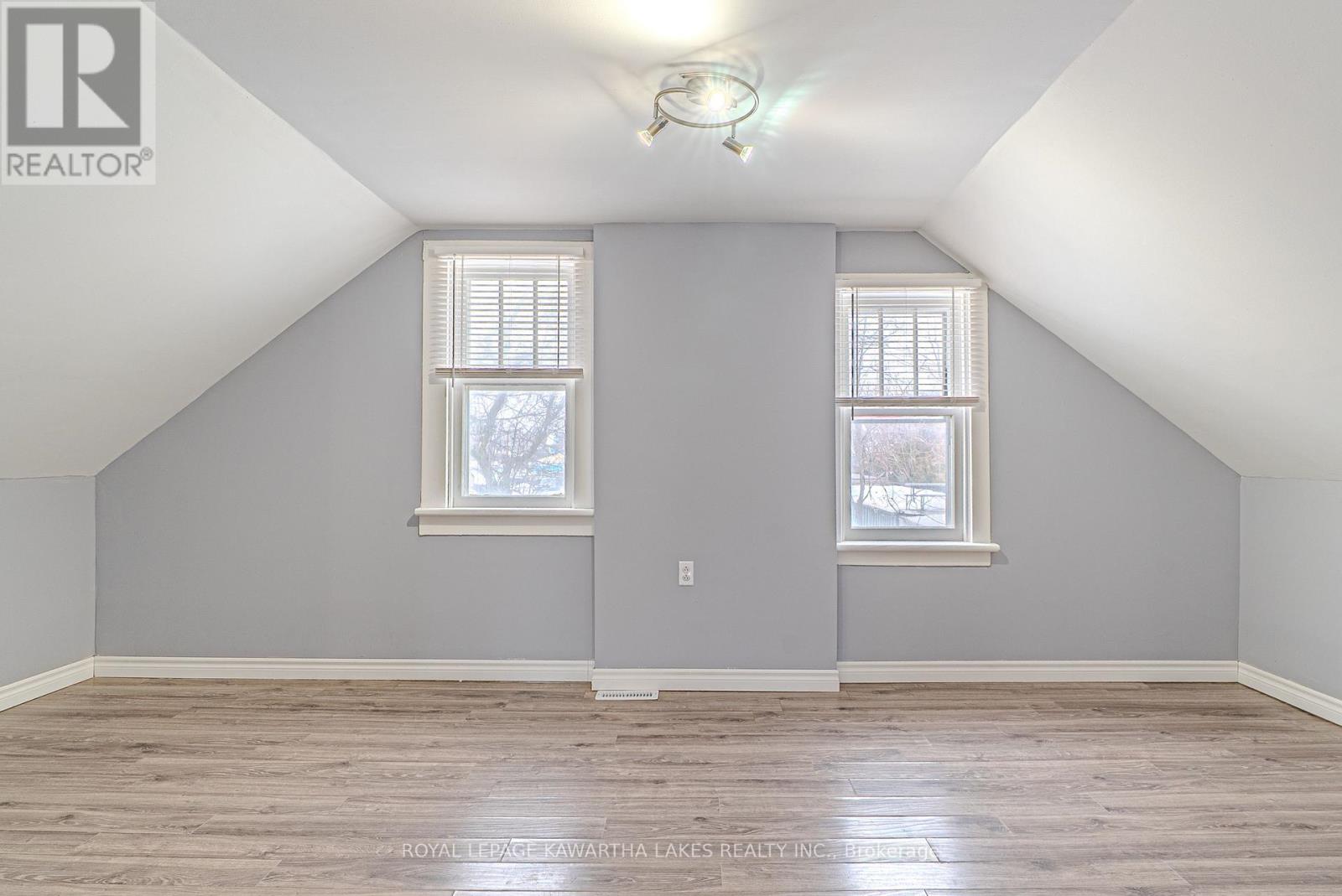 54 Glenelg Street W, Kawartha Lakes, Ontario  K9V 2V2 - Photo 22 - X12691070