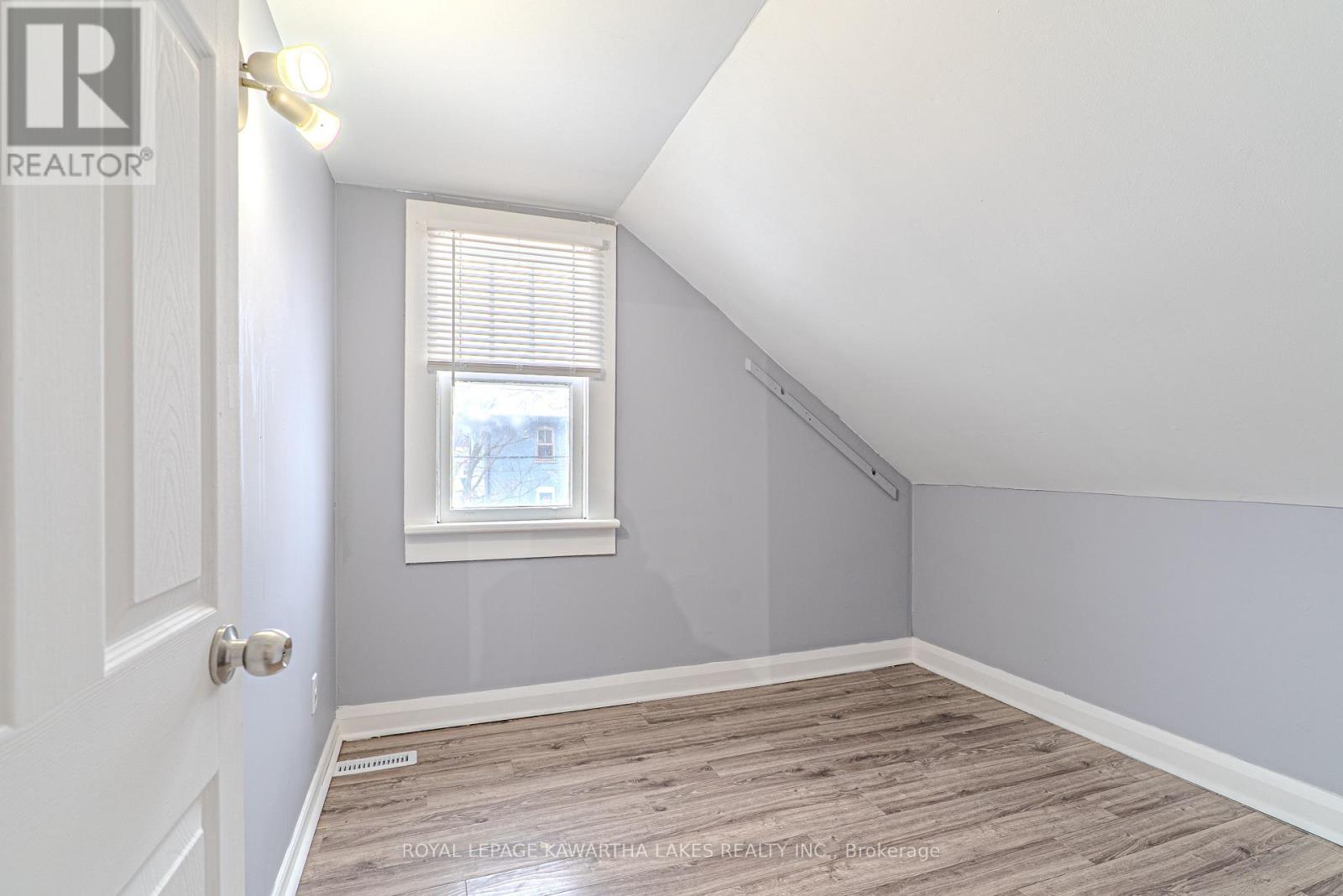 54 Glenelg Street W, Kawartha Lakes, Ontario  K9V 2V2 - Photo 26 - X12691070